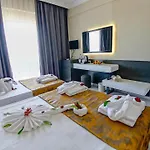 Clover Magic Seagate Belek Hotell
